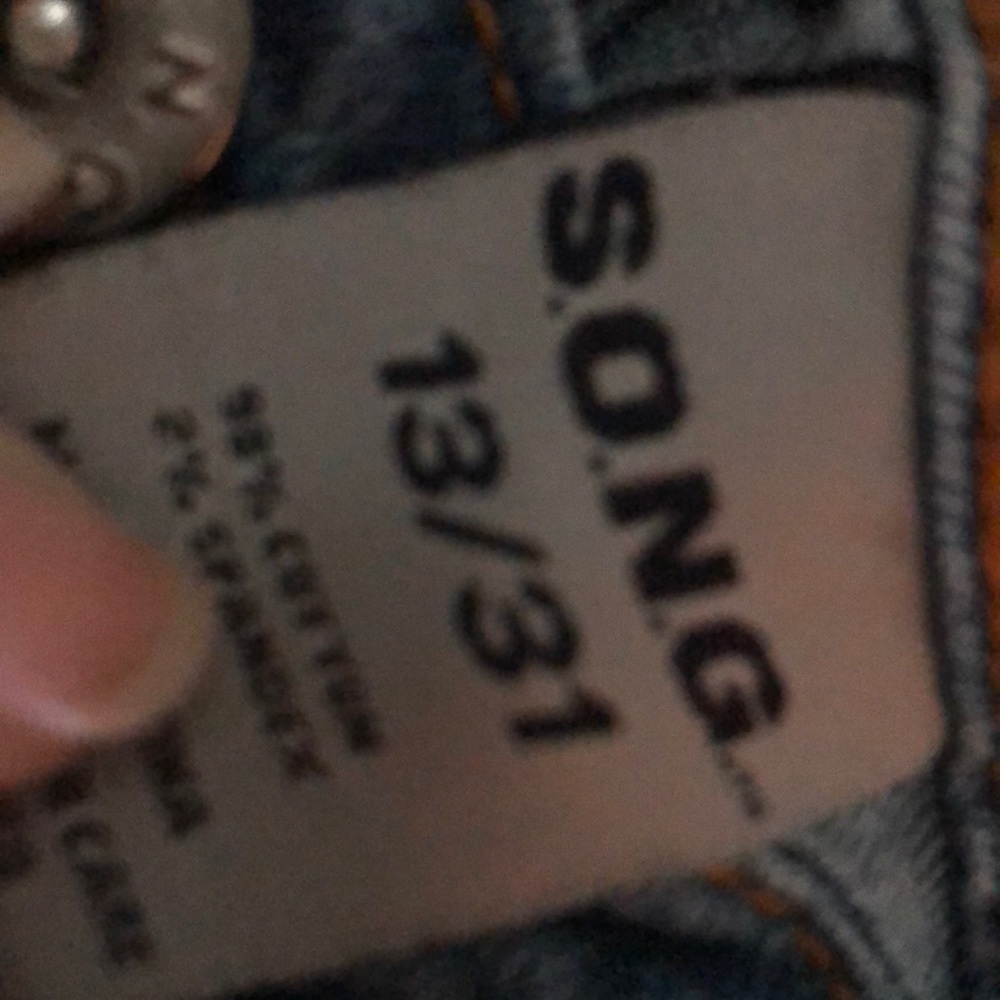 Distressed Jeans - Picture 3 of 3